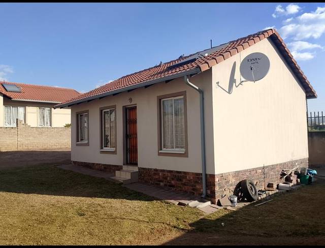 3 BEDROOM HOUSE FOR SALE IN KYA SANDS